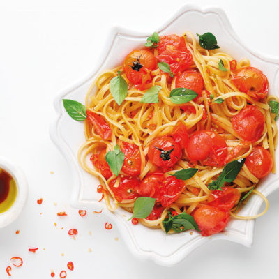 Chilli linguine with blistered tomatoes