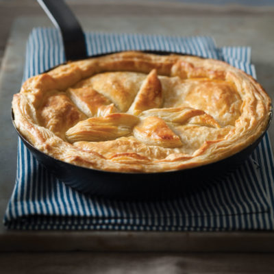 Roast chicken pie