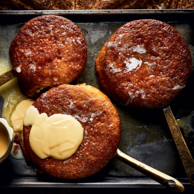 Individual malva puddings