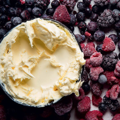 Sweet cream with frozen berries