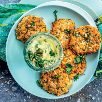 Fish cakes with lemon caper aïoli