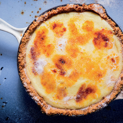 Fridge-set brûléed milk tart