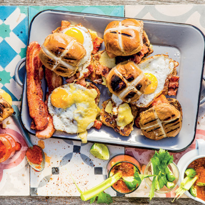 Hot cross bun breakfast butties