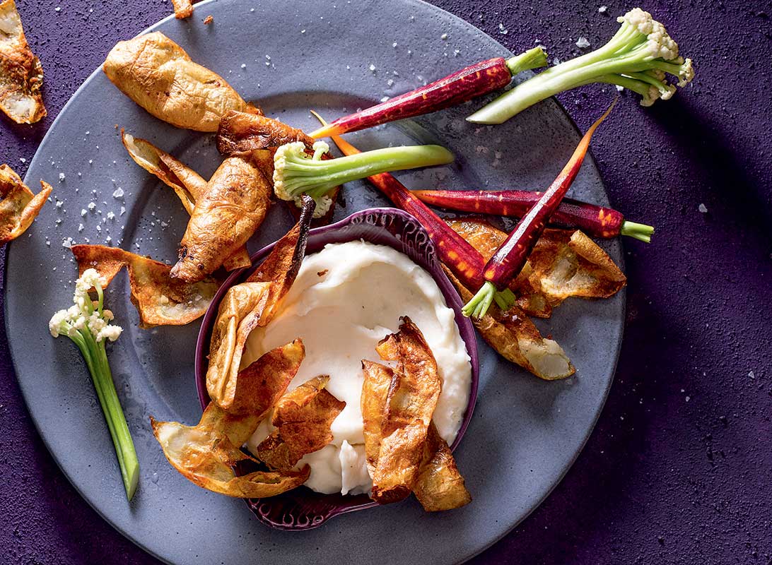 Skordali-with-baked-potato-skins