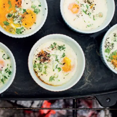 Eggs <em data-src-img=