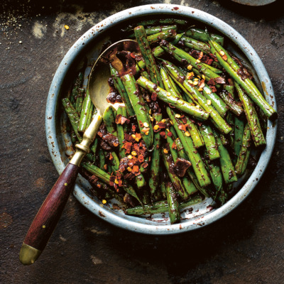 Fried garlic green beans