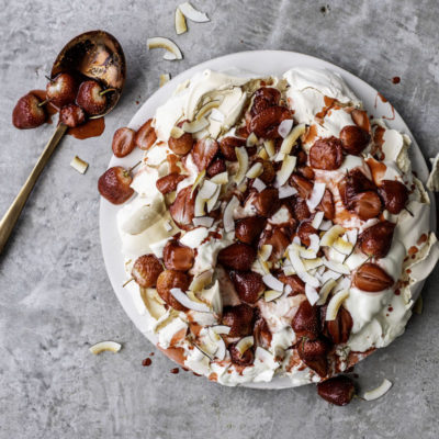 Abi's famous gooey pavlova