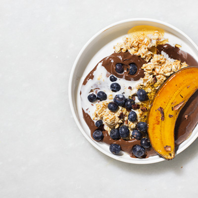 Chocolate avo oat bowl