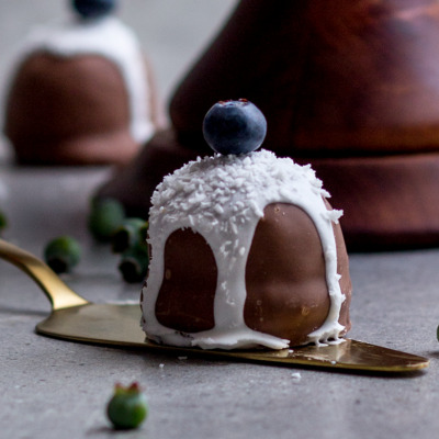 People do what to their Christmas puddings?