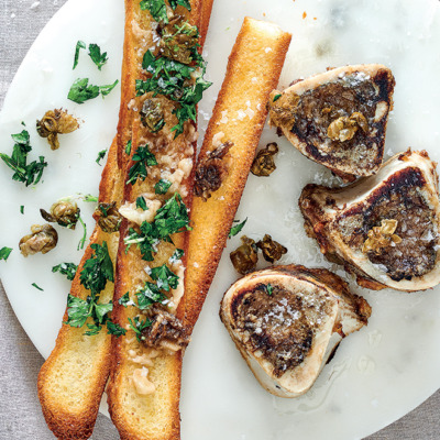 Bone marrow on toast