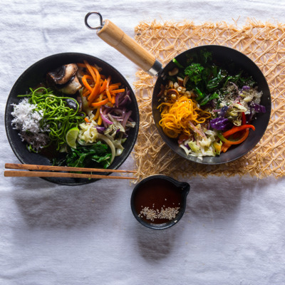 Wok & roll