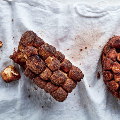 Pull-apart caramel bread