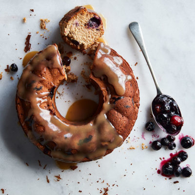5 cakes and bakes with no refined sugar
