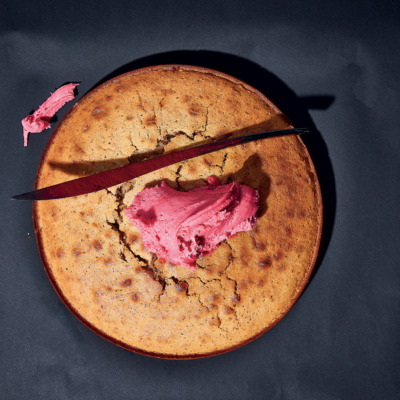 Earl Grey hot-milk sponge with hibiscus icing