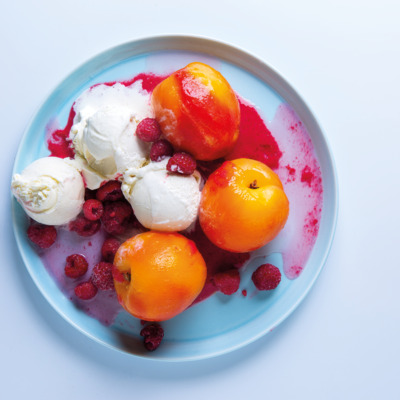 Easy cheat's peach melba