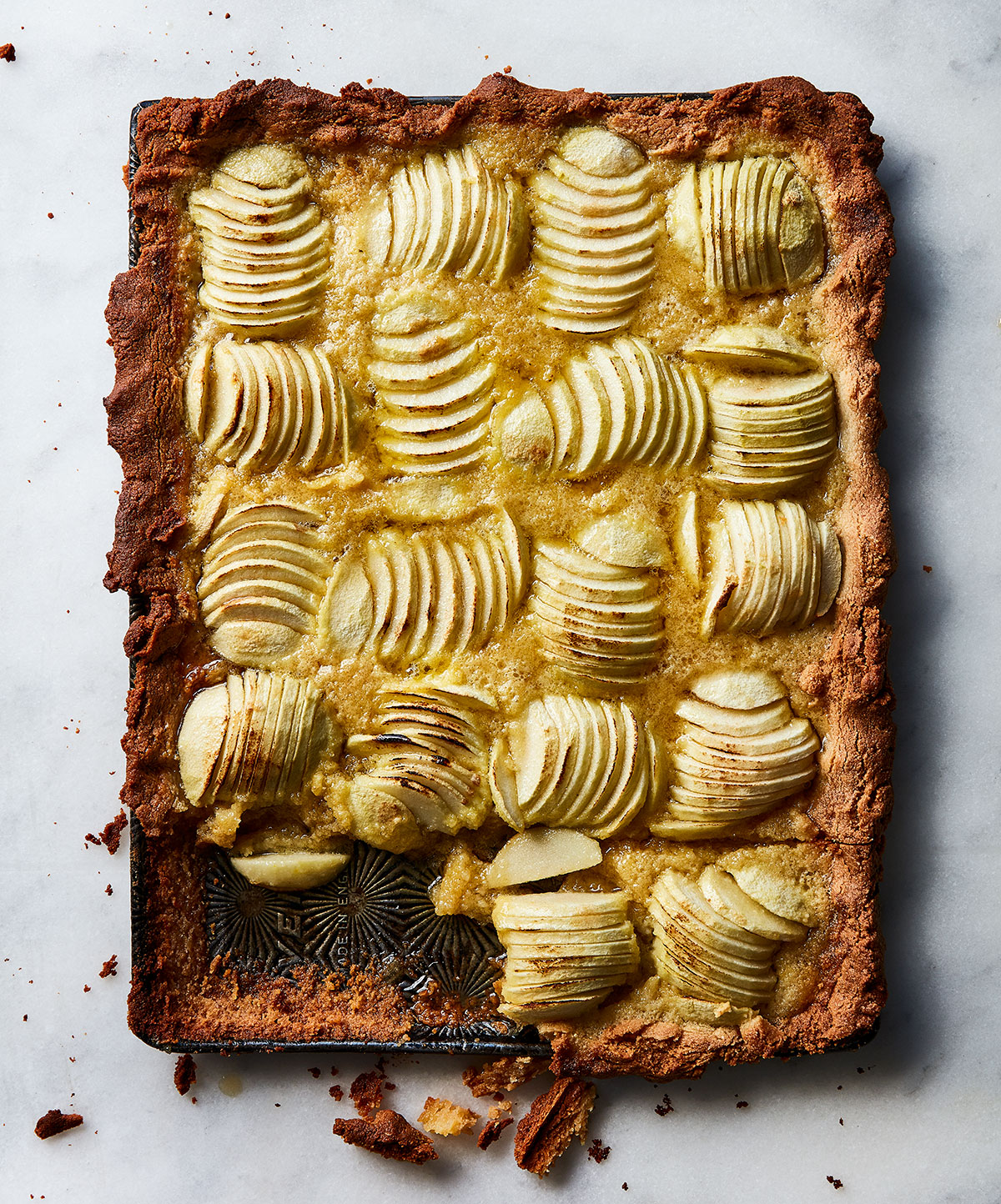 Rustic apple tart