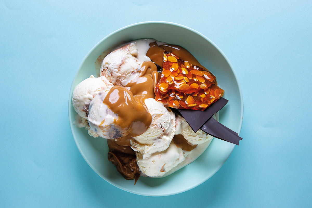 ultimate chocolate sundae