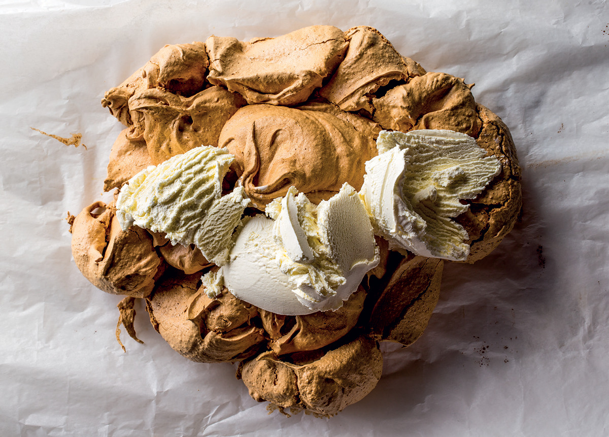 gooey brown sugar pavlova