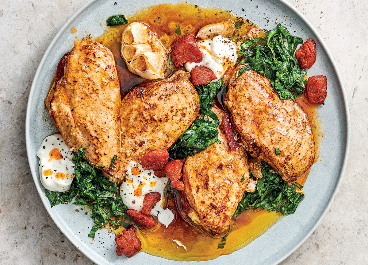 Stuffed chicken fillets with horseradish-creamed spinach