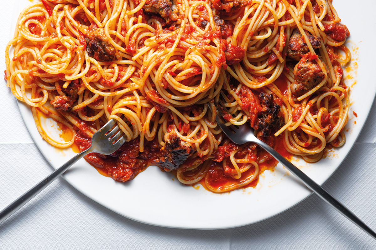 Spaghetti with pork sausage