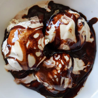 3-ingredient chocolate sauce