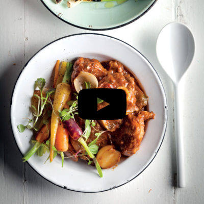 Watch: Lamb neck potjie