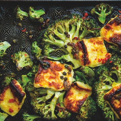 Broccoli and halloumi salad