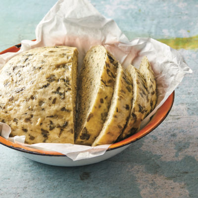 Steamed spinach bread (Ujeqe)