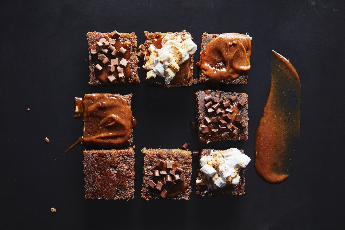 chocolate-and-ginger-tray-sponge