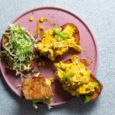 Coronation chicken-and-corn toasties