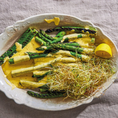 Asparagus with Hollandaise