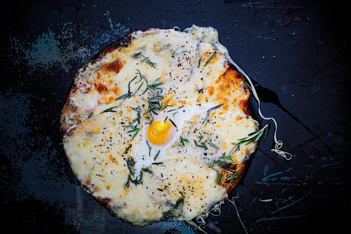 Four-cheese,-egg-and-herb-pizza