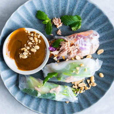 Tuna summer rolls