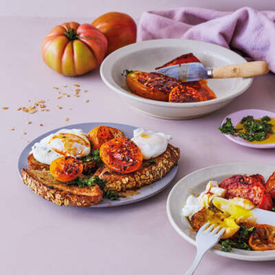 Oven-baked tomato toast