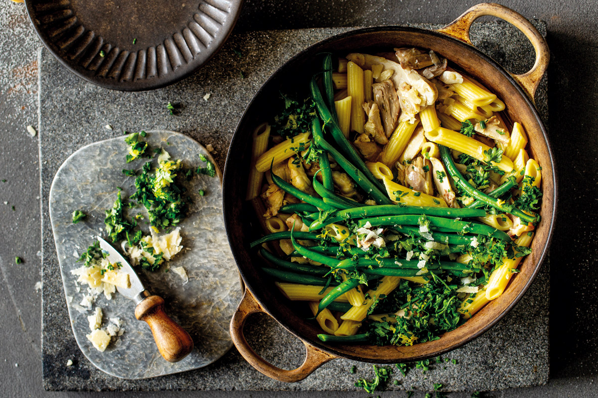 ONE-POT-HERBED-CHICKEN-WITH-PENNE