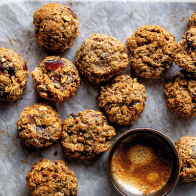 Cinnamon oat cookies