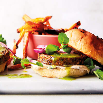 Veggie burgers with coriander tahini