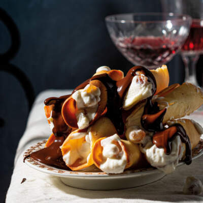 Cannoli with coffee ricotta