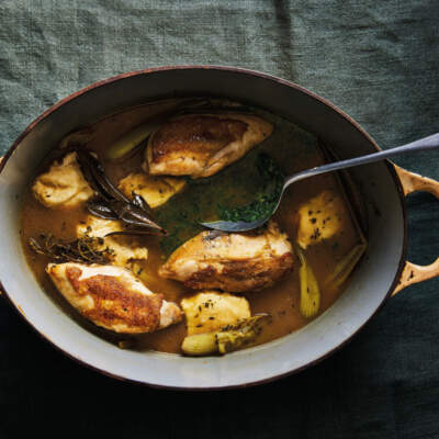 Chicken stew with dumplings