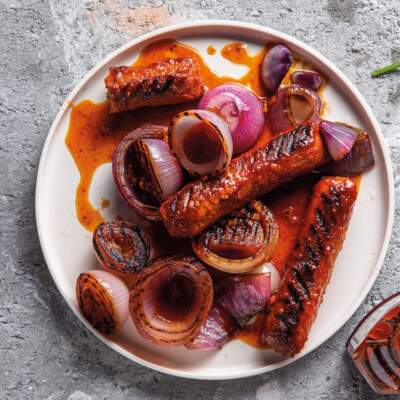 Braaied plant-based sausages