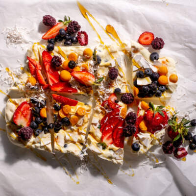 Gut-friendly yoghurt bark