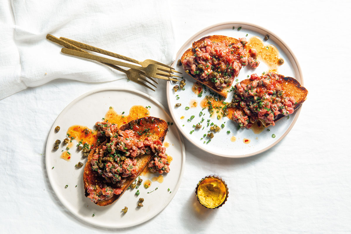 Beef-tartare-on-toast