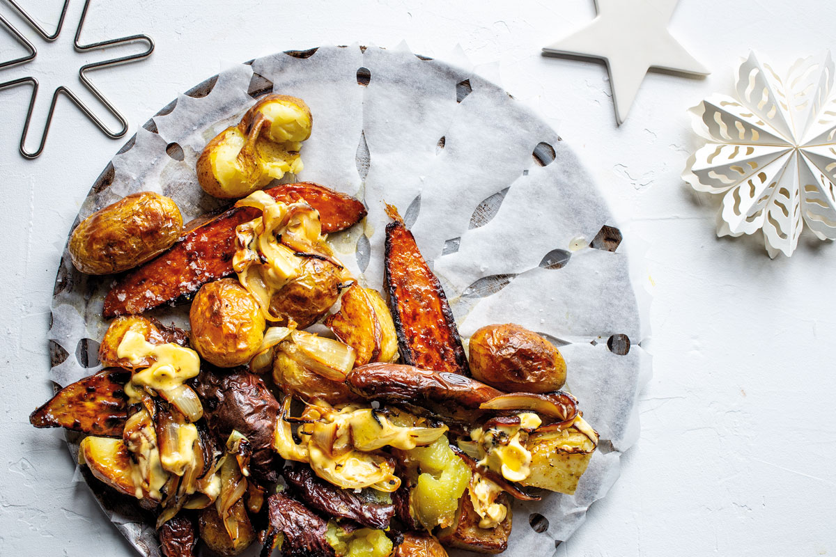 Roast potatoes with caramelised onion butter