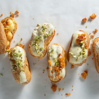 White chocolate éclairs