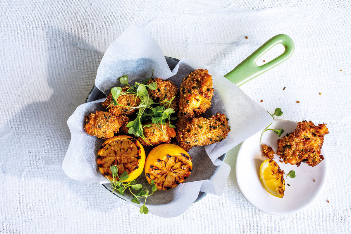 PRAWN CAKES WITH SEARED LEMON