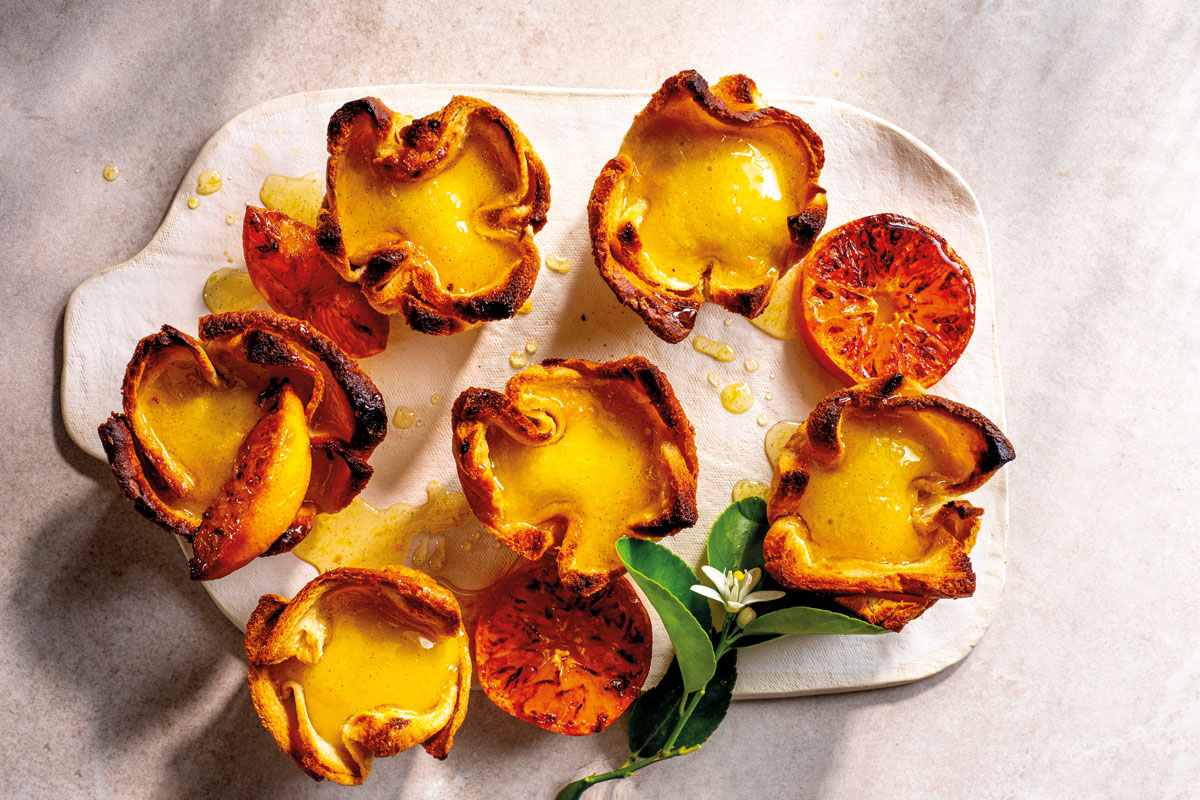 Custard cups
