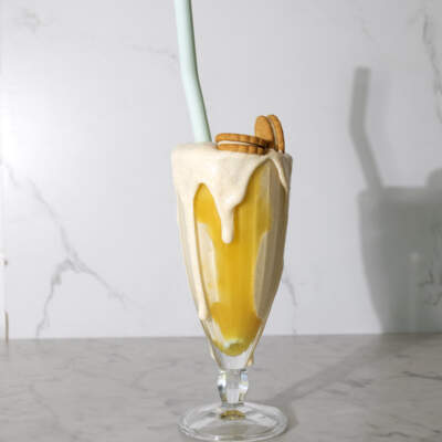 Lemon meringue milkshake 