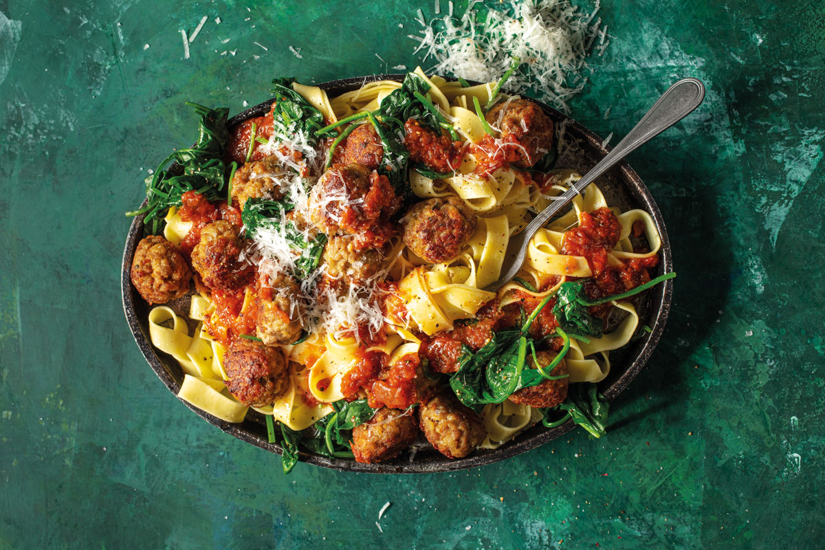 LAMB, TOMATO AND SPINACH TAGLIATELLE