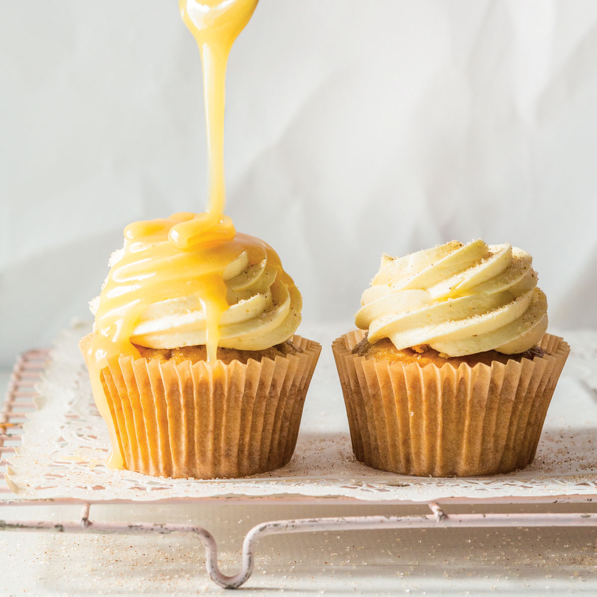 Malva cupcakes with milk tart frosting