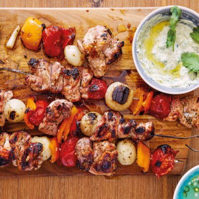 Shish tawook (marinated chicken kebabs)